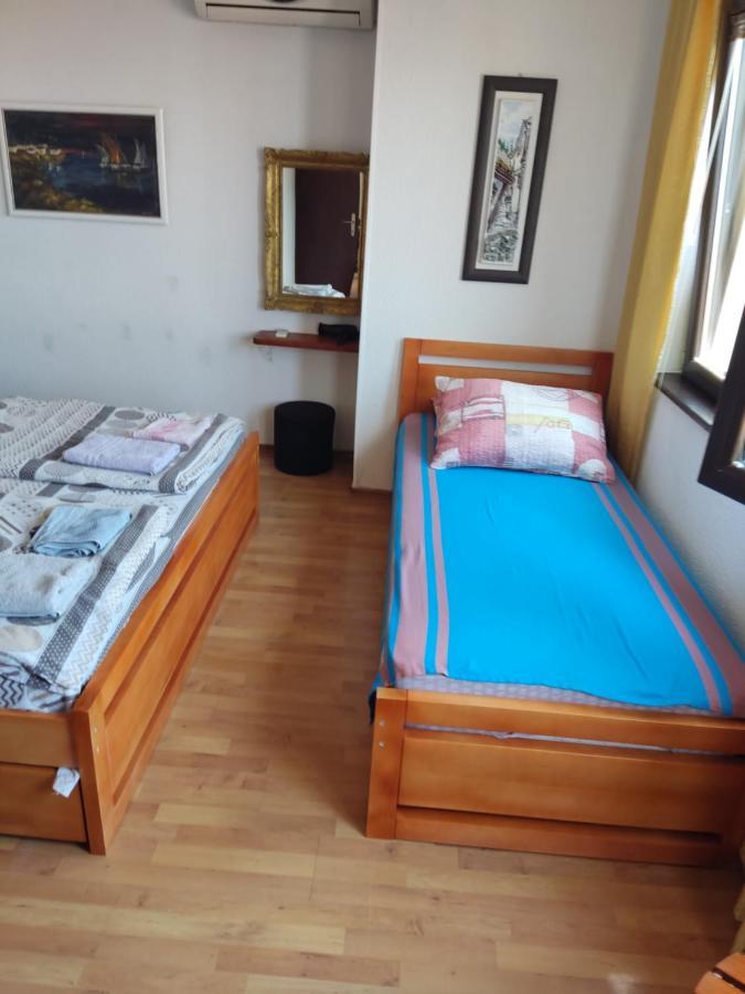 杜金卡别墅旅馆 奥赫里德 外观 照片