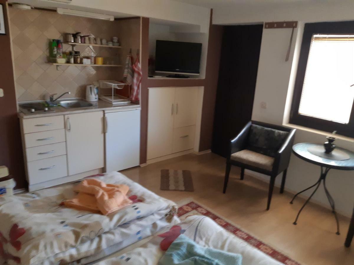 杜金卡别墅旅馆 奥赫里德 外观 照片