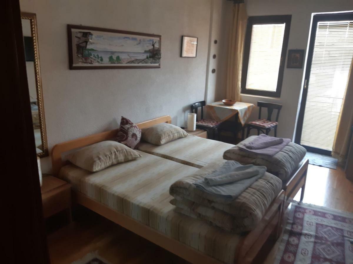 杜金卡别墅旅馆 奥赫里德 外观 照片